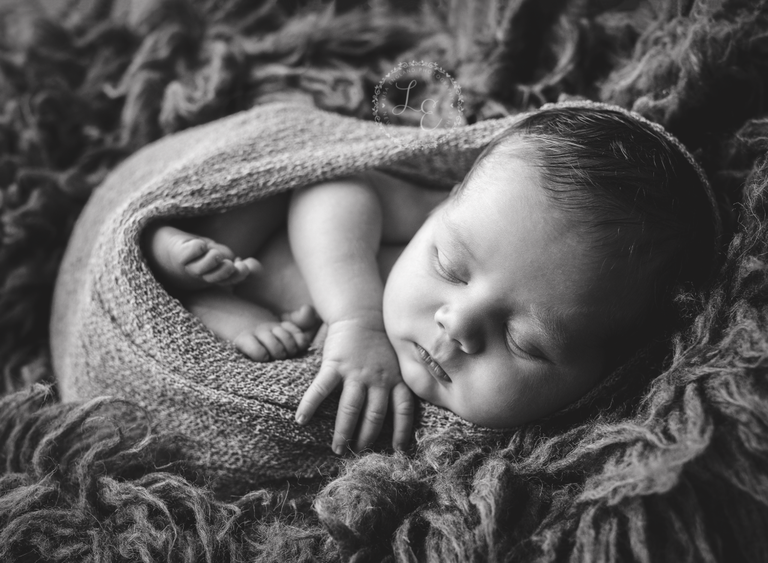 Lisa England Photography | San Diego Newborn Baby Photographer