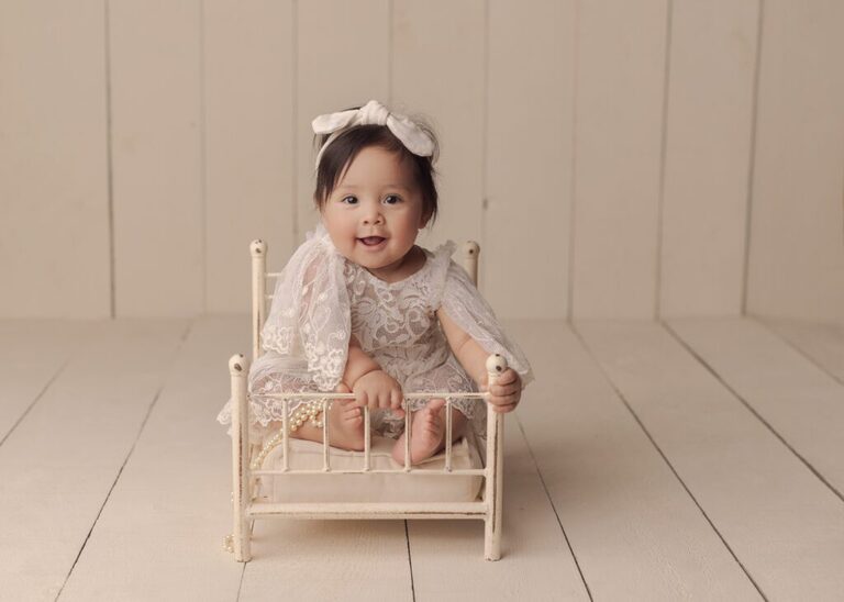 baby milestone session
