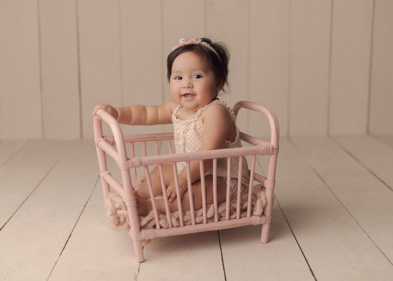 baby milestone session