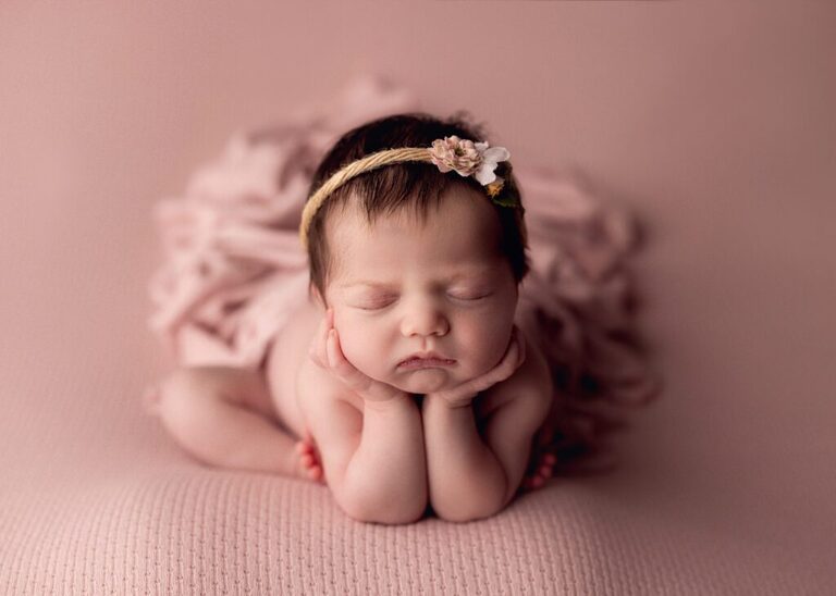 https://lisaenglandphotography.com - san diego newborn photographer