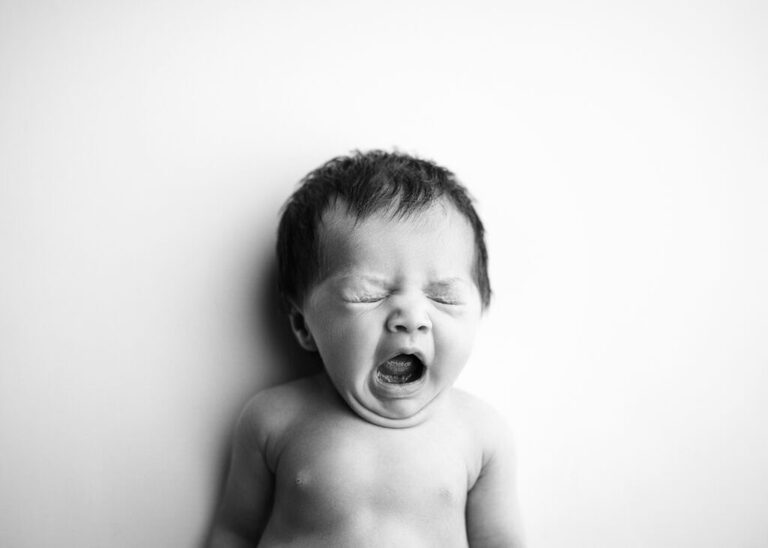 https://lisaenglandphotography.com - san diego newborn photographer