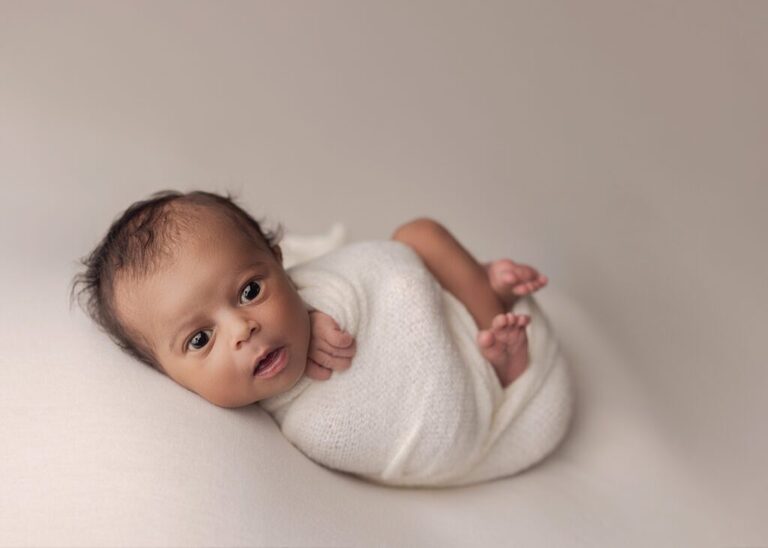 https://lisaenglandphotography.com - san diego newborn photographer