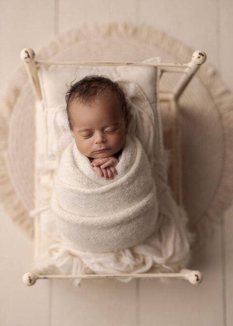 https://lisaenglandphotography.com - san diego newborn photographer