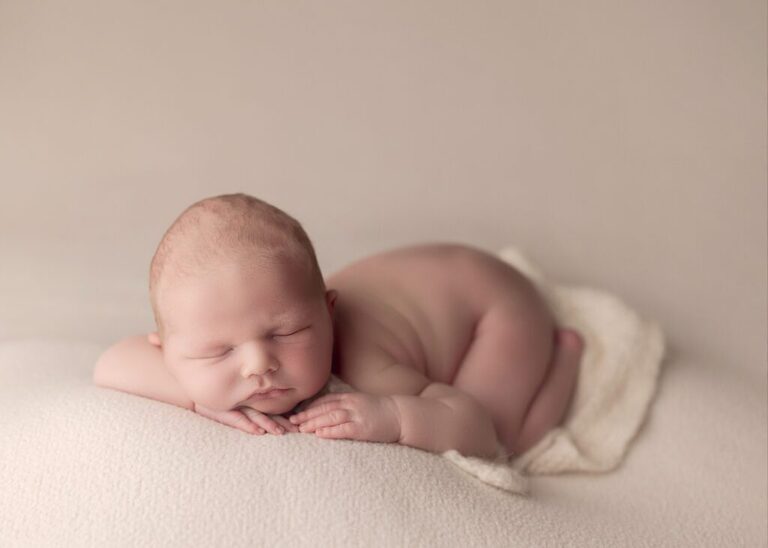 https://lisaenglandphotography.com - san diego newborn photographer