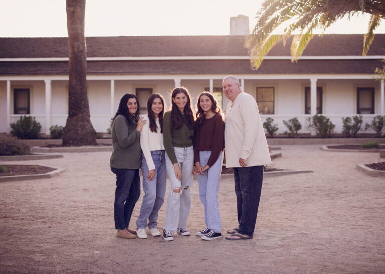 https://lisaenglandphotography.com - san diego family photographer